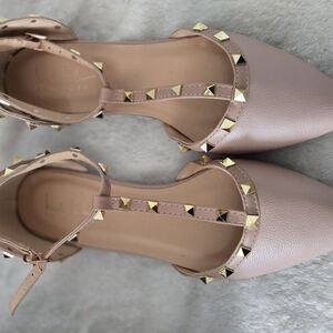 Nicole Miller Pink and Gold Studded Flats